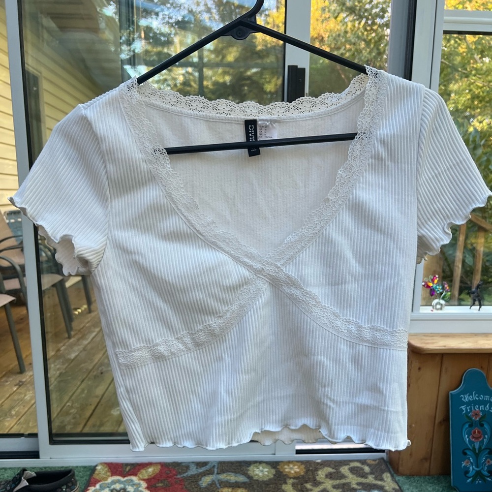White Cropped Tee